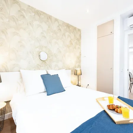 Apartament In The Centre Of *